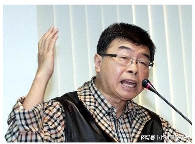 主教练战术得失备受争议,舆论掀起波澜.的简单介绍 主教练战术得失备受争议,舆论掀起波澜.的简单介绍