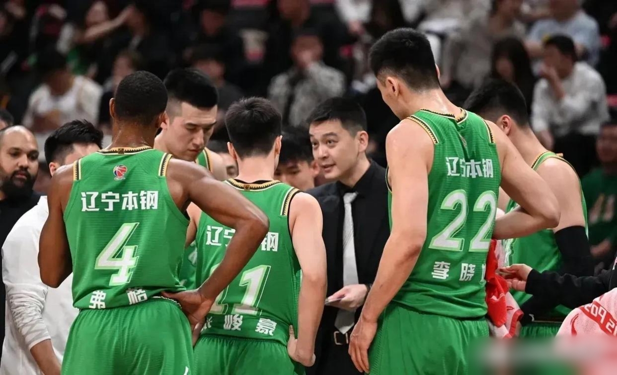 关于实力相当球队角逐紧张刺激，精彩不断的信息