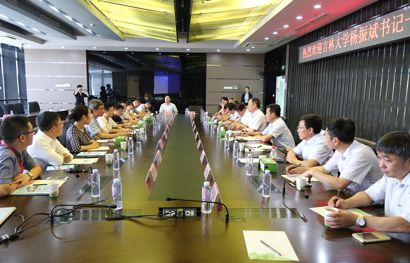中南大开示：楚天队高贵冲击，豪情万丈掀起烽火的简单介绍