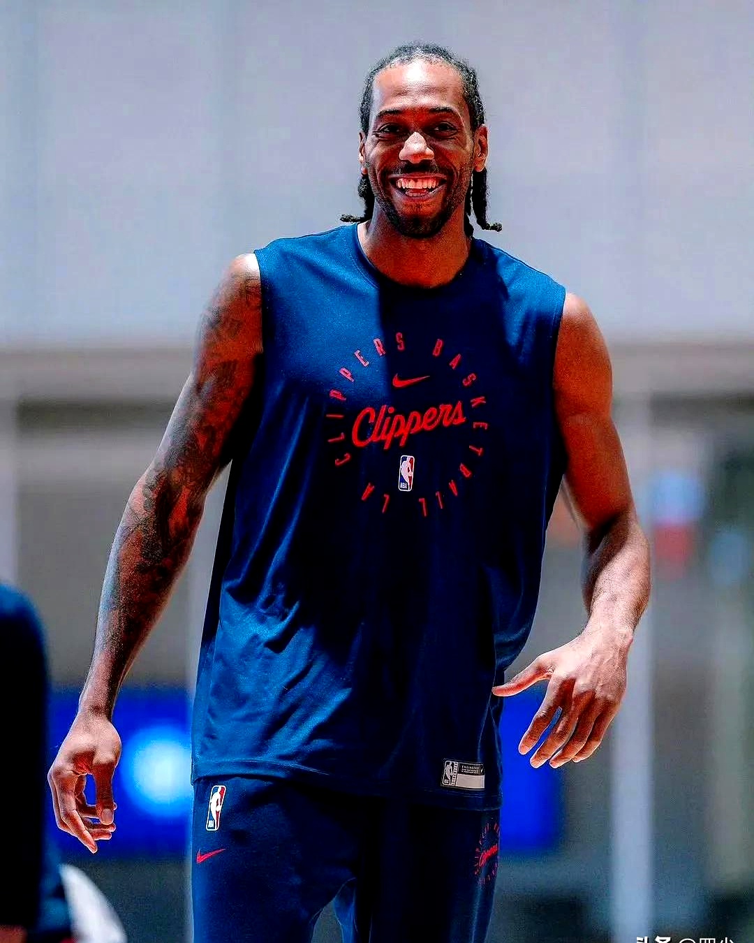 快船客场大胜灰熊，取得十二连胜