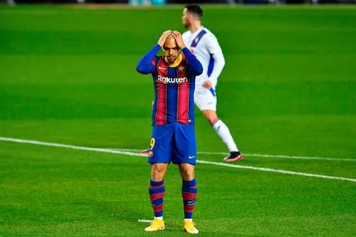 埃瓦尔主场小胜，保持胜利势头