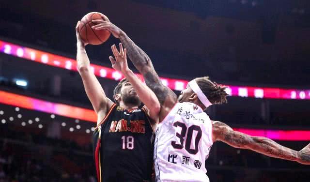 吉林队在客场挑战浙江全力以赴