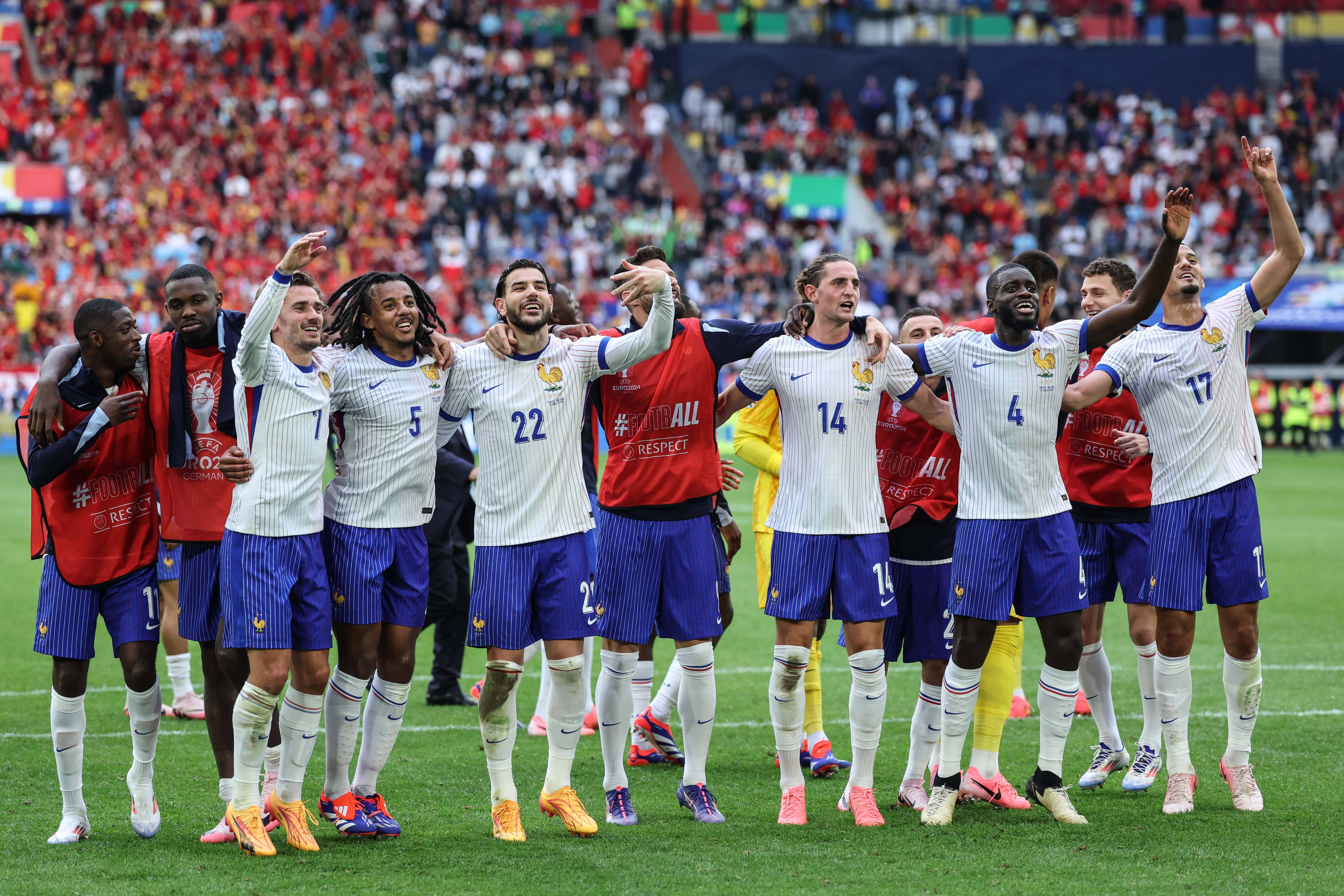 欧洲杯预选赛半决赛，比利时击败法国晋级