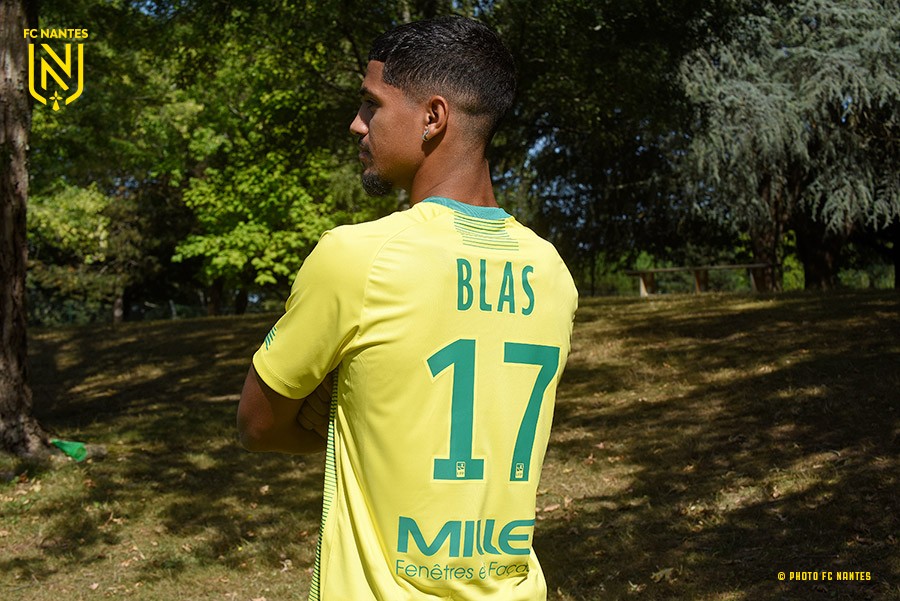 南特主场首胜，击败甘冈稳住积分