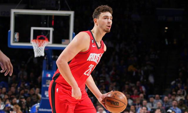 关于火箭主帅明斯基遭遇离职传言，球队未作出回应的信息