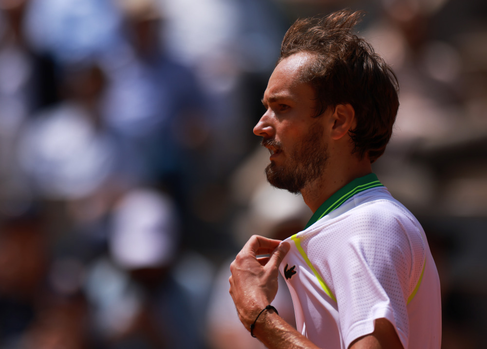 关于戴维斯杯完胜法网，梅德韦杰夫刷新纪录的信息