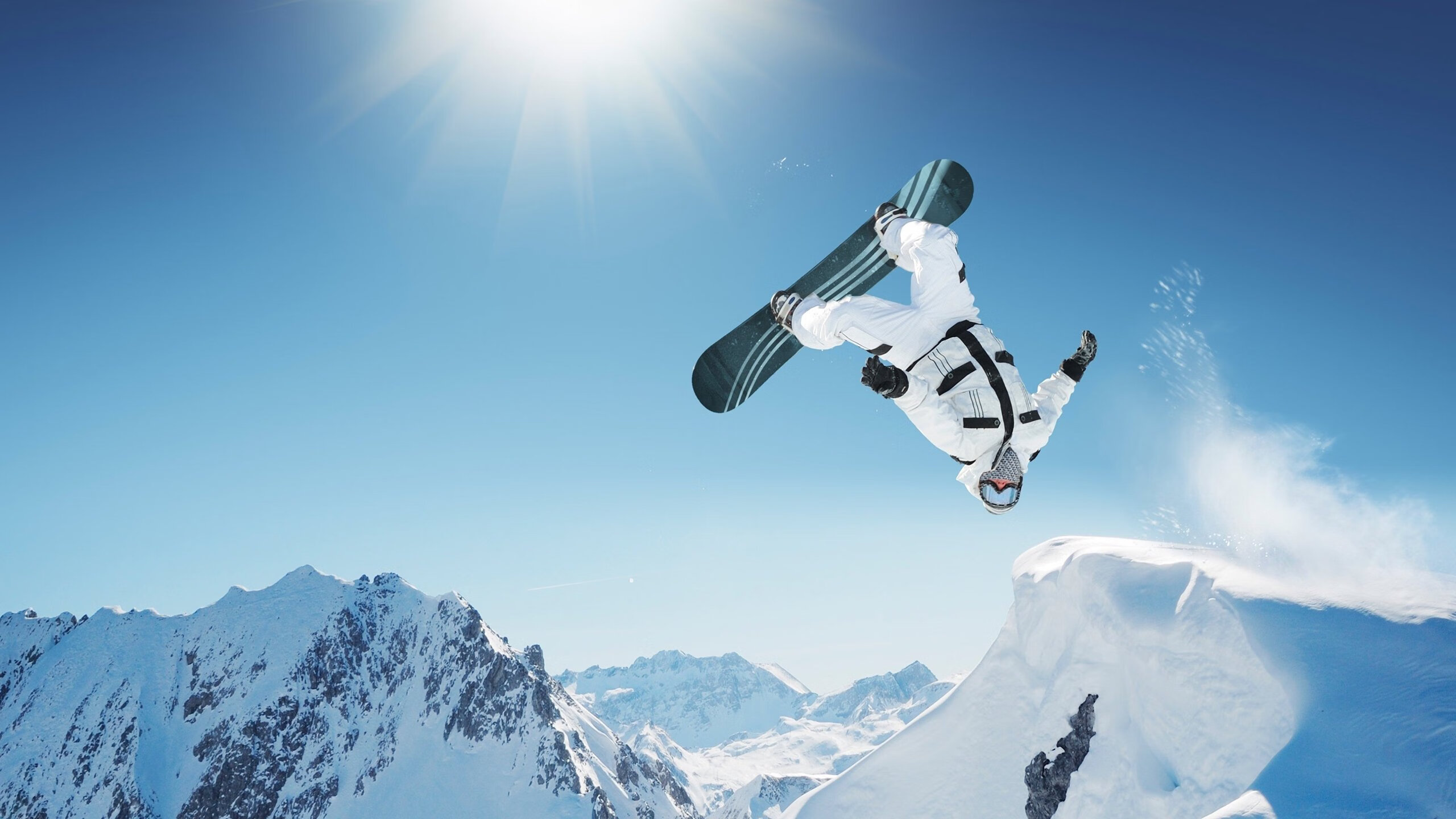 绿茵东决，奥斯梅恩横扫圣西罗，那不勒斯式篮球风暴