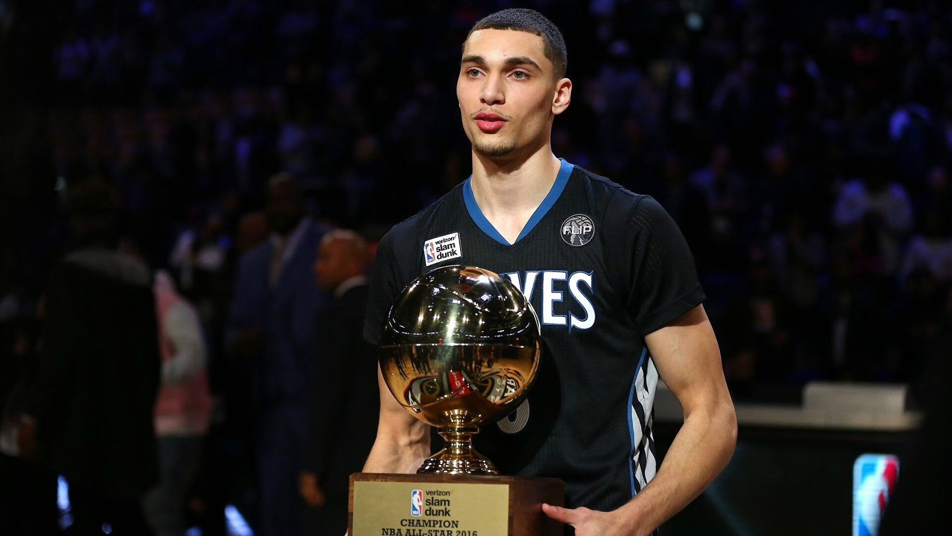 英超争冠夜启示录,当伊布将防线还原为乐高积木