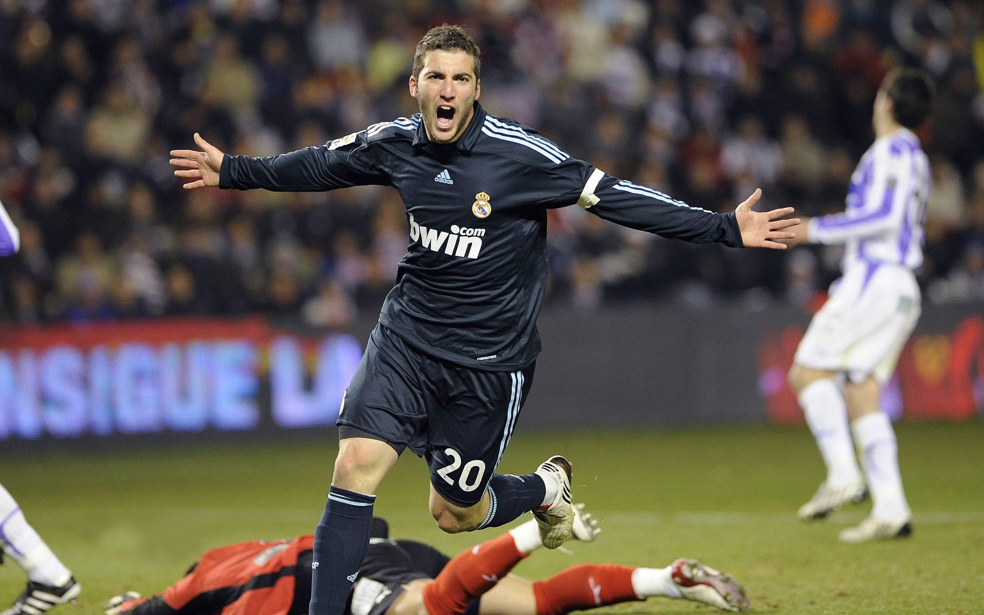 当潘帕斯雄鹰飞过老特拉福德，基米希的时空统治